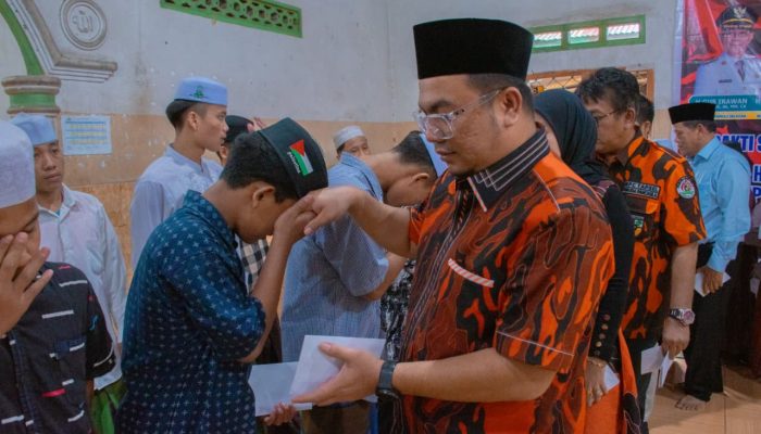 Peringati HUT ke-66 dan Hari Jadi Tapsel ke-75, Pemuda Pancasila Santuni Puluhan Anak Yatim