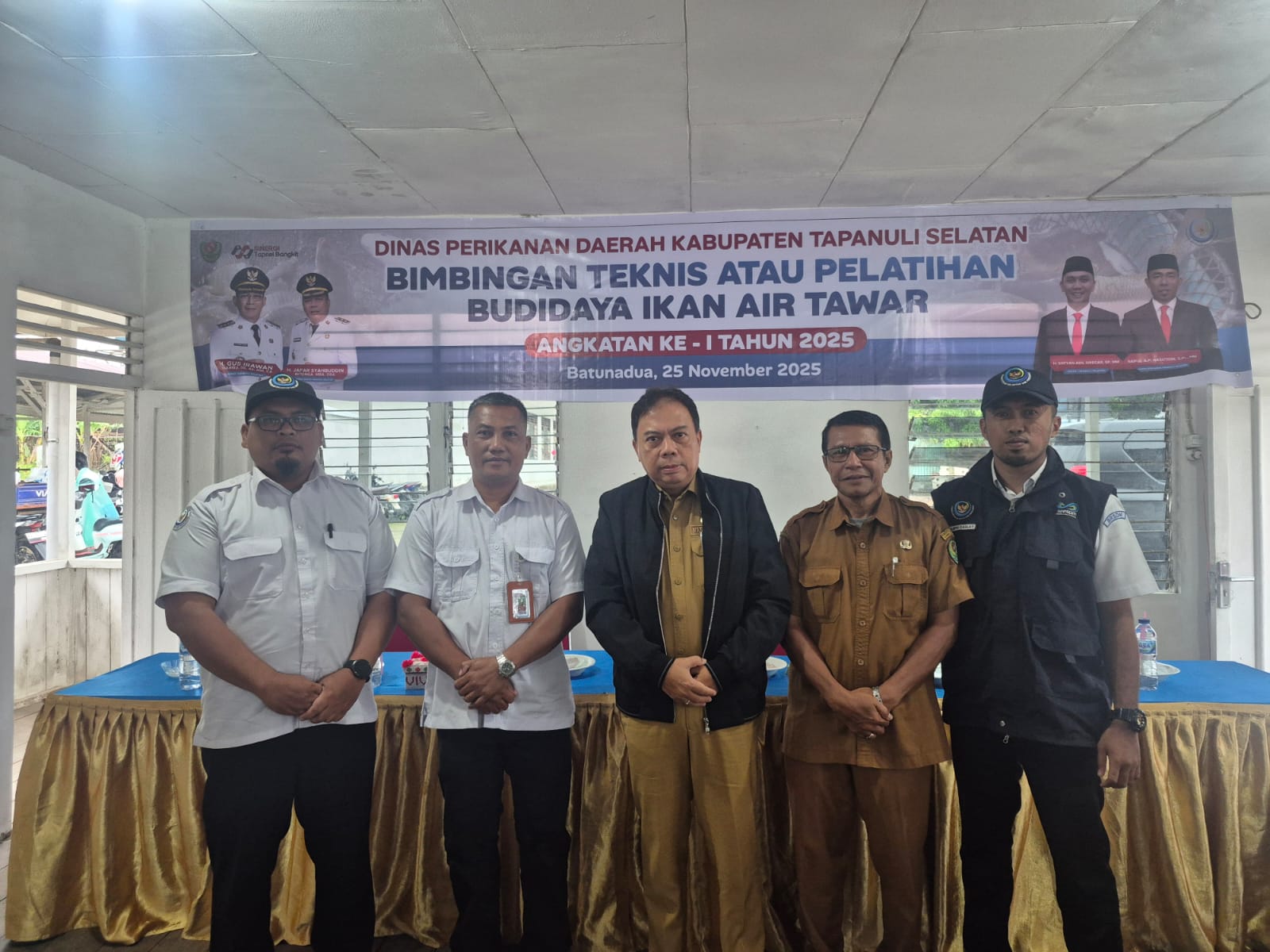 Wakil Bupati Tapsel, Jafar Syahbuddin Ritonga, di sela pembukaan Bimtek budidaya ikan air tawar angkatan I tahun 2025