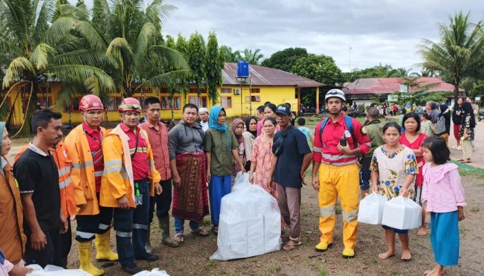 Cerita Korban Banjir dan Longsor Batang Toru: Diselamatkan PTAR, Diberi Makan hingga Bisa Tidur Nyenyak