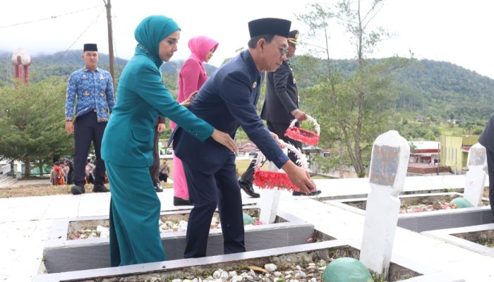 Bupati Ajak Warga Tapsel Teladani Semangat Juang Pahlawan di Era Modern