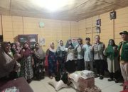 Pembina YHHP Syahrul M Pasaribu, kompak bersama Ketua Baznas Tapsel Jon Sujani Pasaribu, dan pihak Samsat Sipirok menyalurkan bantuan kemanusiaan kepada masyarakat yang terdampak musibah banjir dan longsor