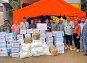 Pimcab BRI Padangsidimpuan, Teuku Zulham, didampingi MBM Mahyudaniel Lubis, SPO Imam Mahadi, menyalurkan bantuan program BRI Peduli kepada warga terdampak banjir dan longsor di Desa Garoga dan Batu Hula, Kecamatan Batang Toru, Kabupaten Tapsel